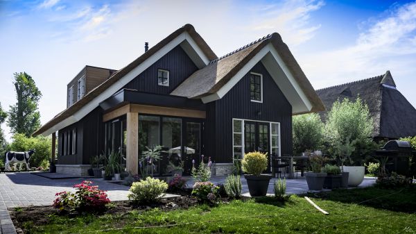 Architectonisch ontwerp voor architectuur woonboerderij te Giethoorn / Steenwijkerland